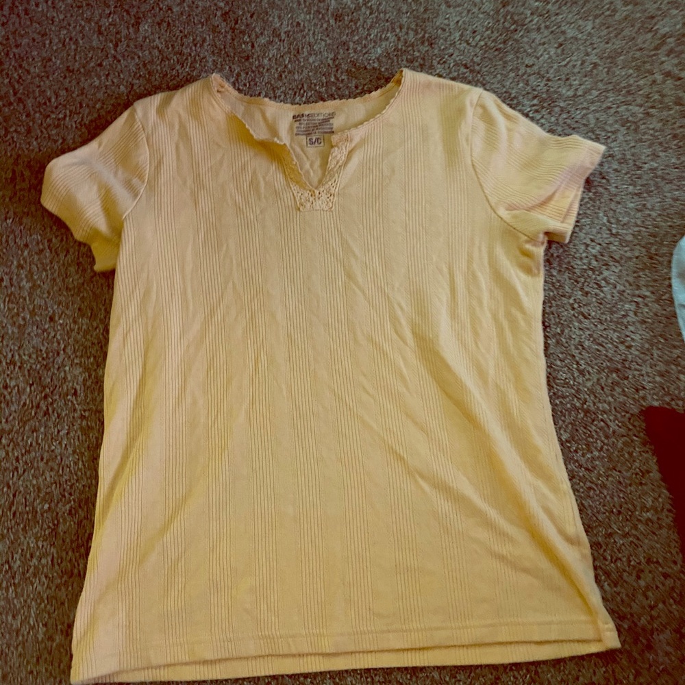 Orange t-shirt